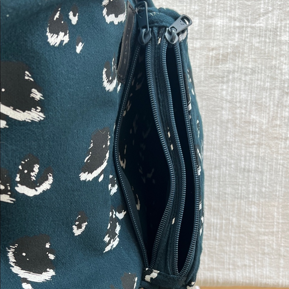 State Elegant Black And White Patterned Backpack - image 7